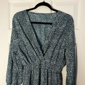 Amazon faux wrap dress, high/ low, Long sleeve, green and white print Sz L